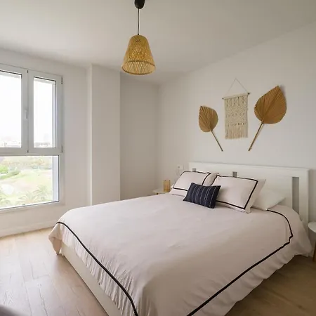 Sofia Navarro Bello, 1 P2 6d Apartment *